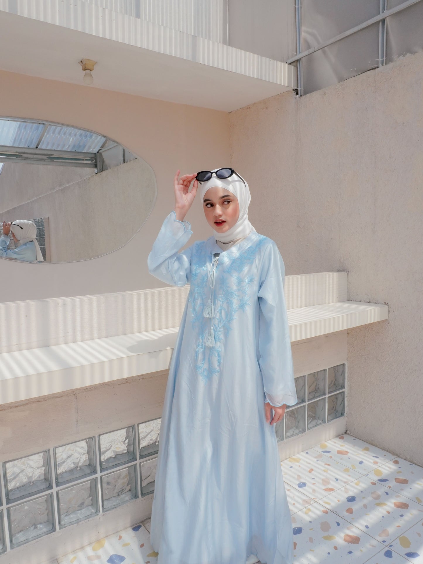 Amelia Abaya