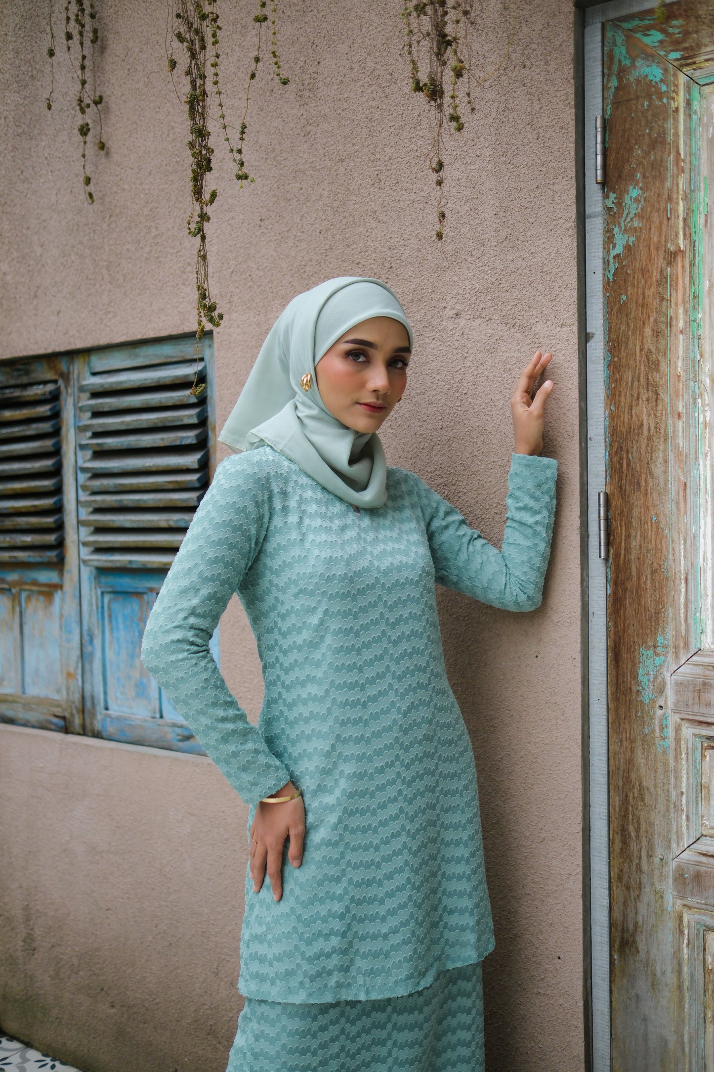 Adeela Kurung