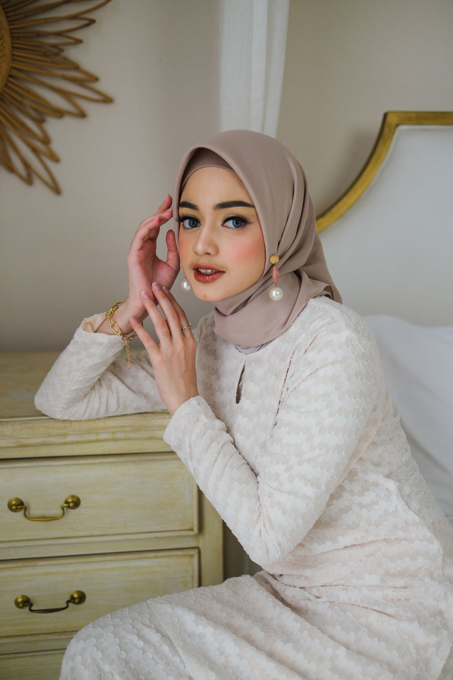 Adeela Kurung